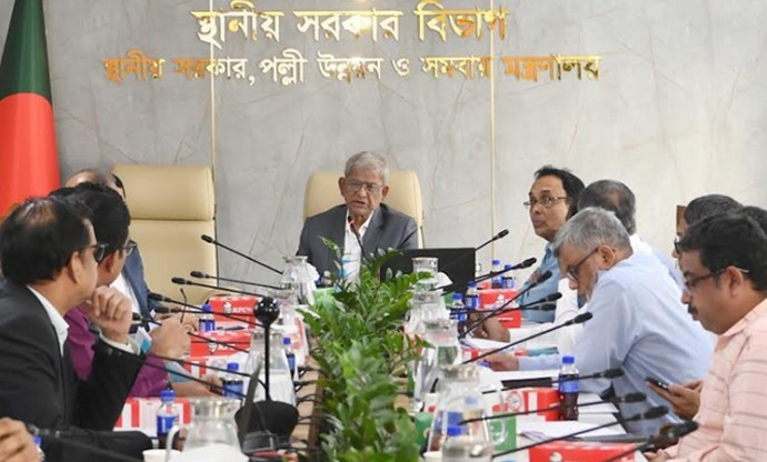 এলজিইডি’র প্রকল্প বাস্তবায়নে গতি বাড়ানোর নির্দেশ স্থানীয় সরকার মন্ত্রীর